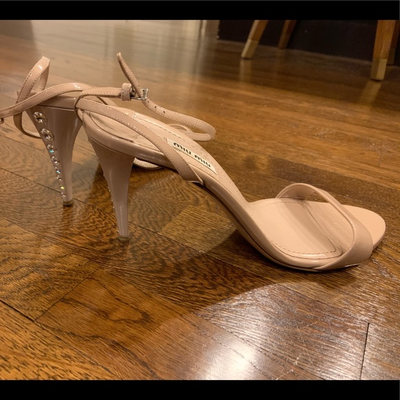 Miu Miu nude sandals w crystal-embellished heel - Picture 1 of 6